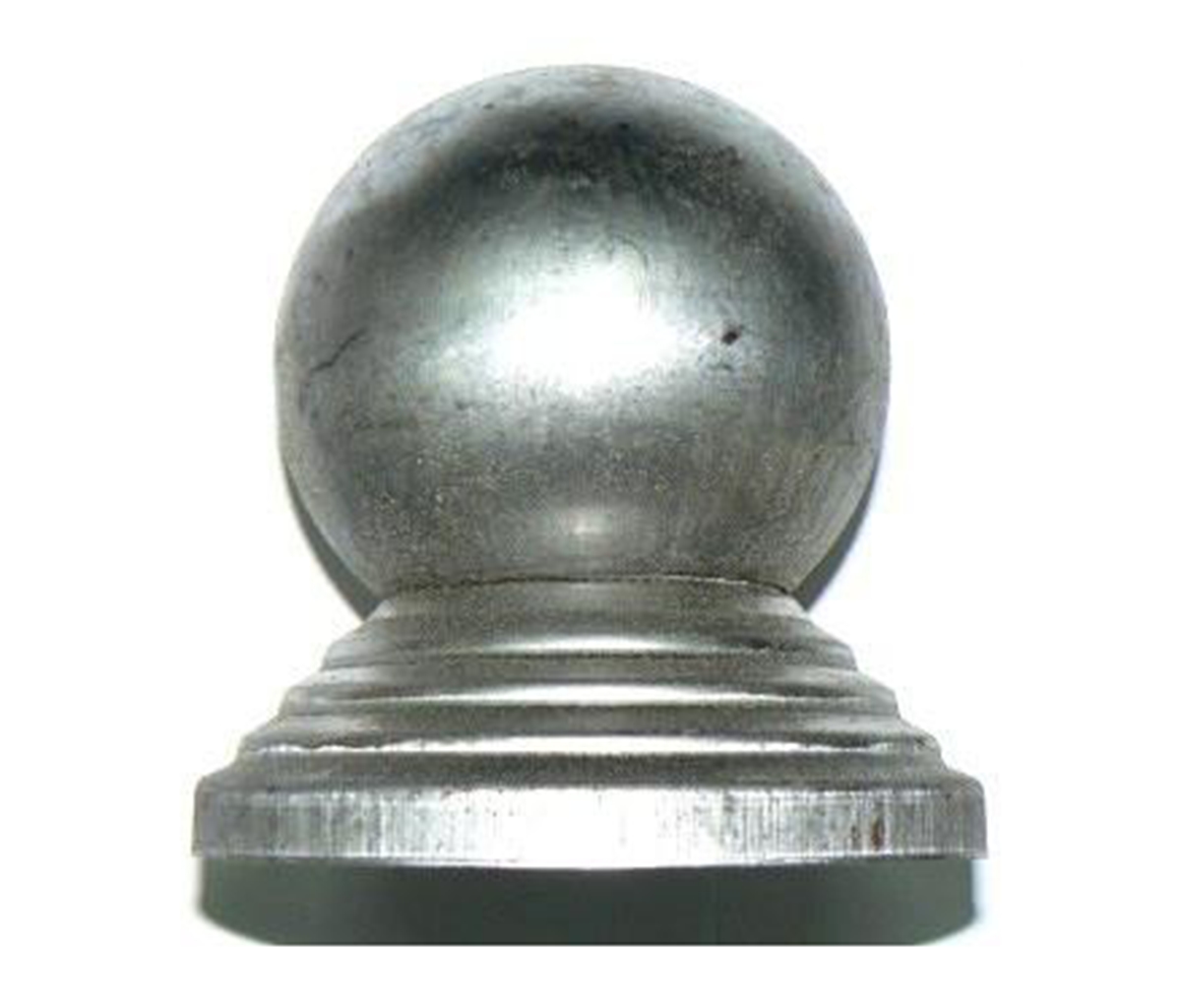 Кованая заглушка с шаром Ø115*1мм